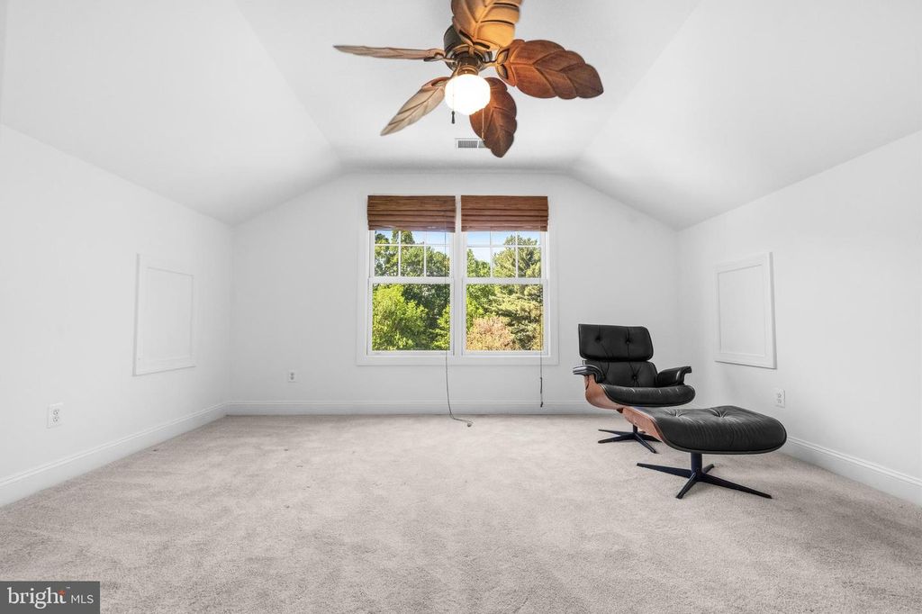 Image 41 of property listing at 9421 HOLLAND AVE, Bethesda, MD 20814