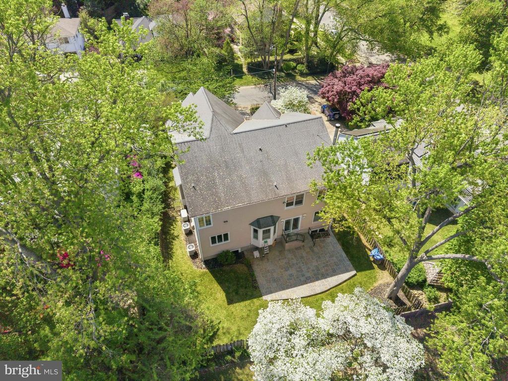 Image 53 of property listing at 9421 HOLLAND AVE, Bethesda, MD 20814