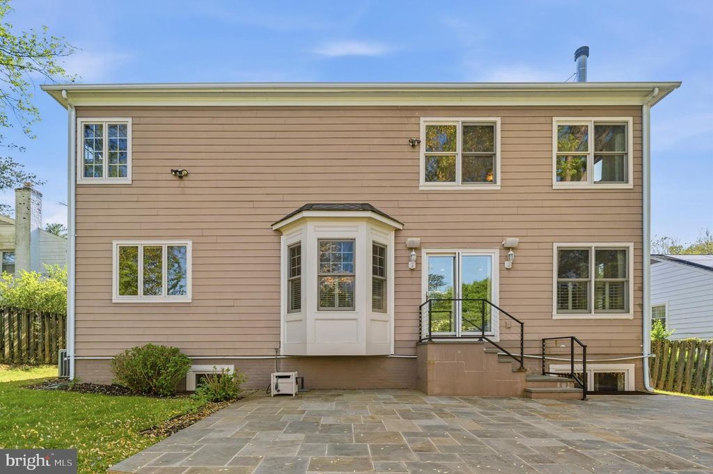 Image 58 of property listing at 9421 HOLLAND AVE, Bethesda, MD 20814