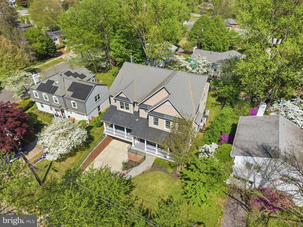 Image 62 of property listing at 9421 HOLLAND AVE, Bethesda, MD 20814