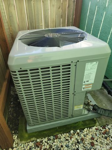 1130 Silk Oak Dr, Suisun City, CA 94585