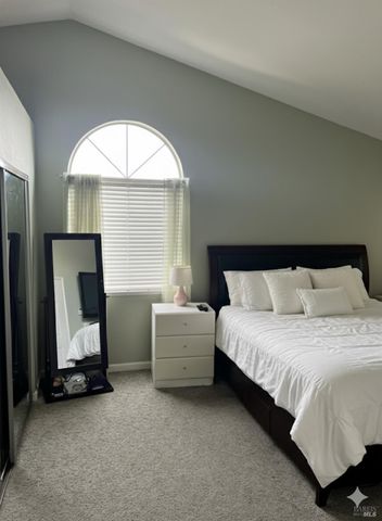 1130 Silk Oak Dr, Suisun City, CA 94585