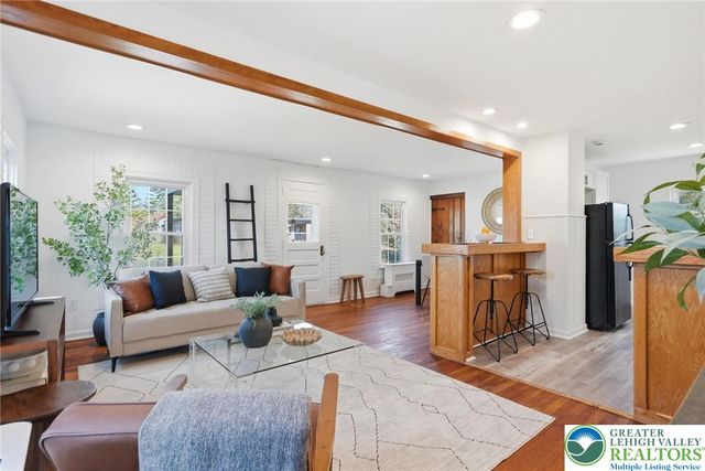 292 Walter Road, New Britain Twp, PA 18914