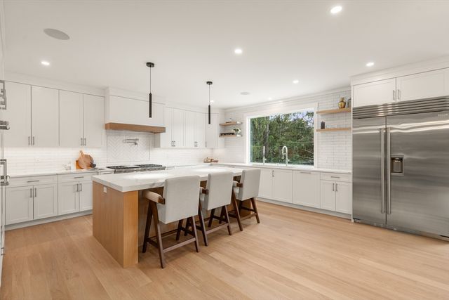 55 Crestview Rd, Belmont, MA 02478
