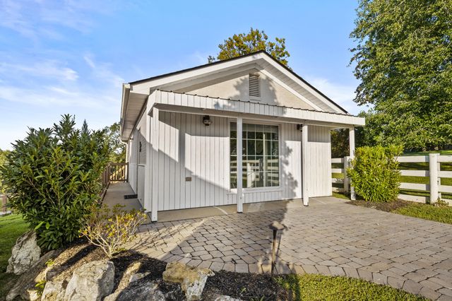 549 Ashley Camp Road, Harrodsburg, KY 40330