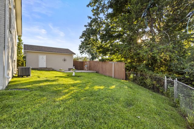 549 Ashley Camp Road, Harrodsburg, KY 40330