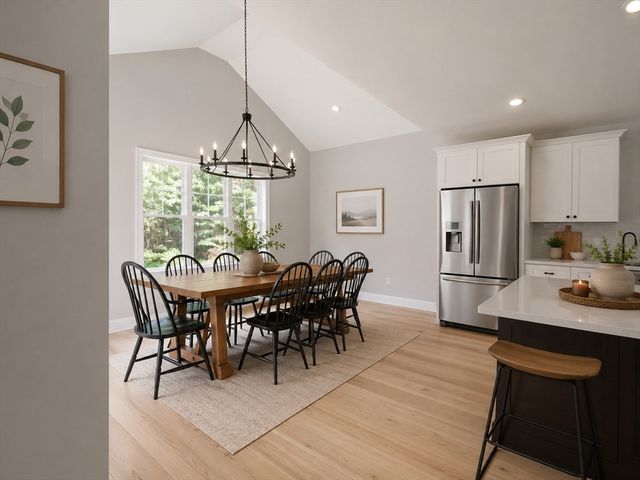17 West Main Street, Upton, MA 01568