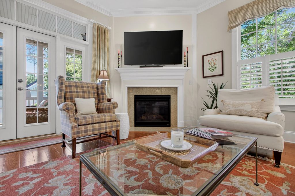 Image 24 of property listing at 142 Donning Drive, Summerville, SC 29483
