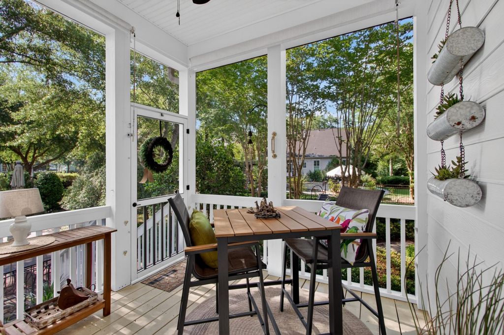Image 29 of property listing at 142 Donning Drive, Summerville, SC 29483