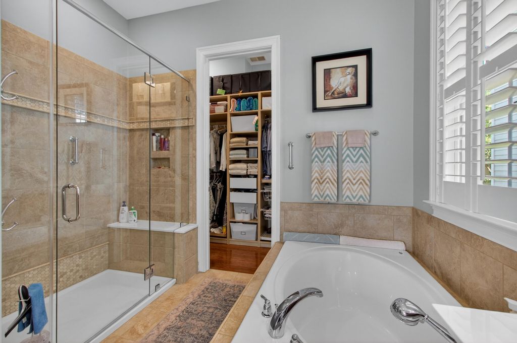 Image 36 of property listing at 142 Donning Drive, Summerville, SC 29483