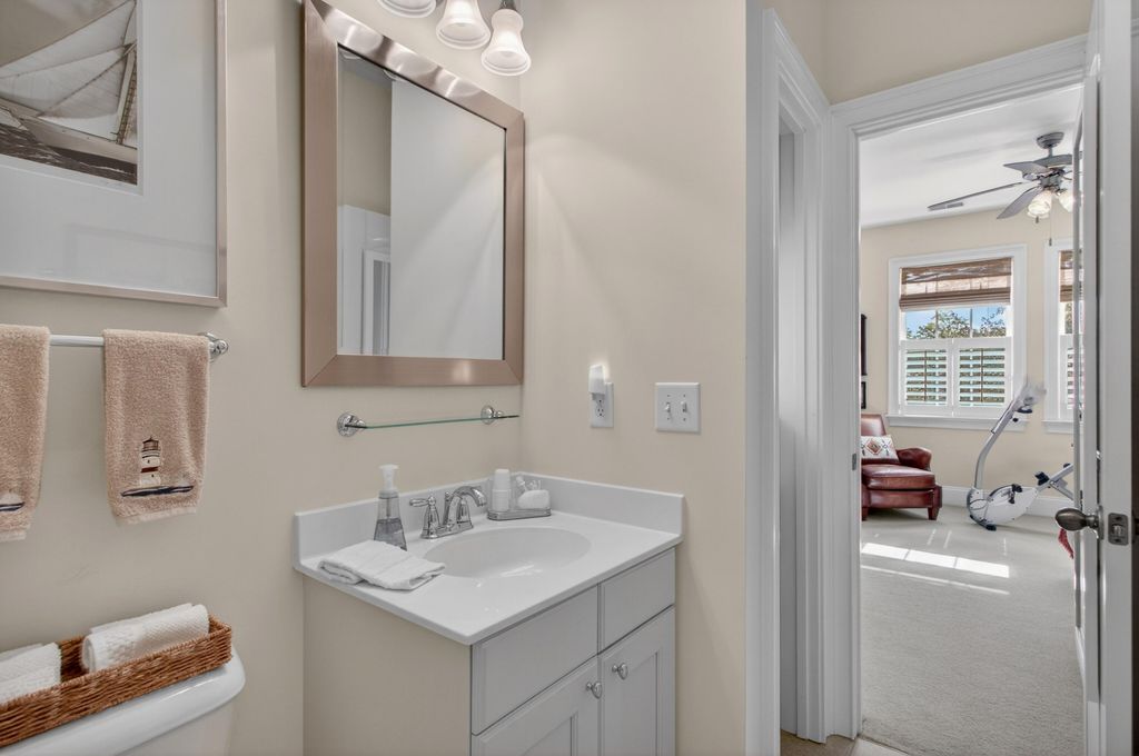 Image 44 of property listing at 142 Donning Drive, Summerville, SC 29483