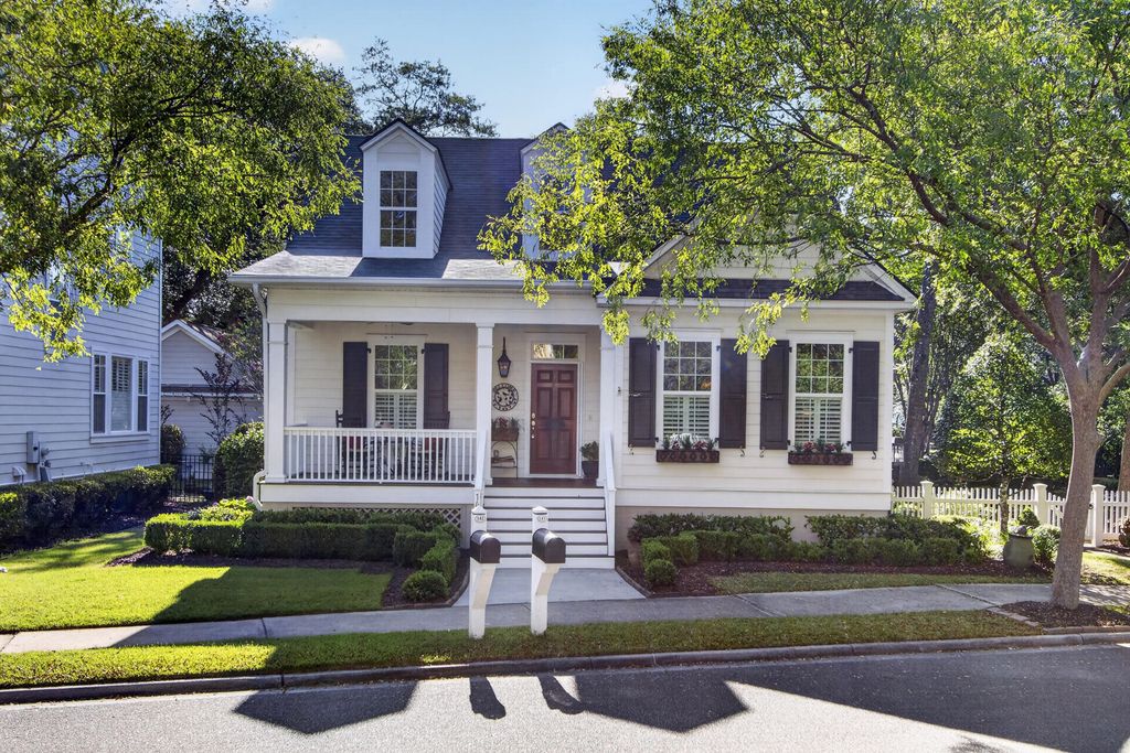 Image 56 of property listing at 142 Donning Drive, Summerville, SC 29483