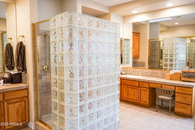 7611 E PONTEBELLA Drive, Scottsdale, AZ 85266