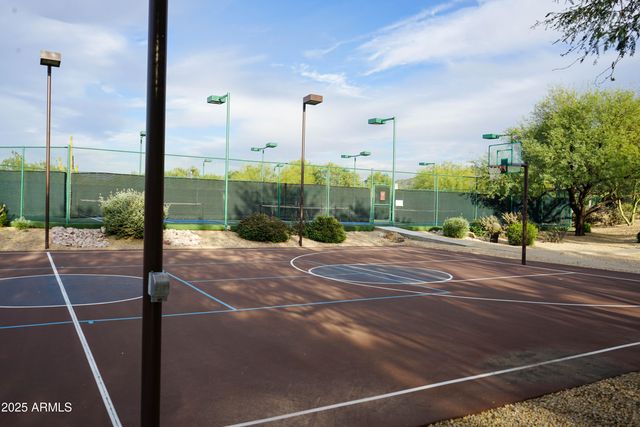 7611 E PONTEBELLA Drive, Scottsdale, AZ 85266