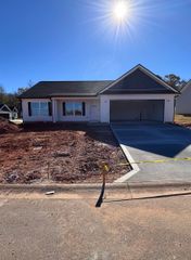 103 Brentley Drive, Chesnee, SC 29323