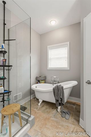 349 Parkside Lane, Douglas, MI 49406