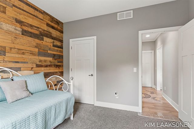 349 Parkside Lane, Douglas, MI 49406