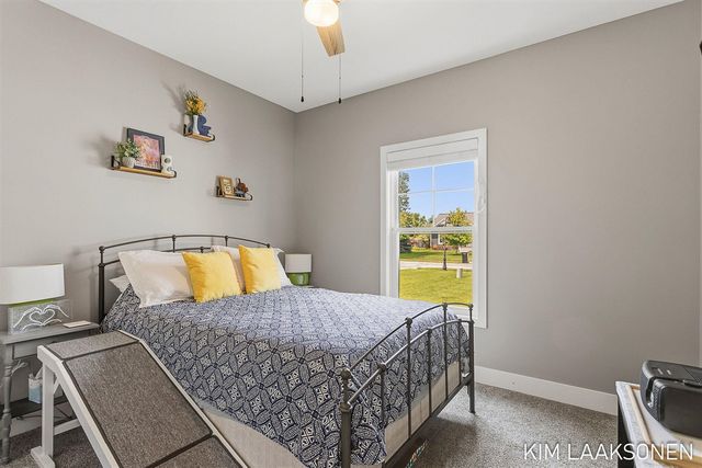 349 Parkside Lane, Douglas, MI 49406