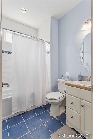 349 Parkside Lane, Douglas, MI 49406