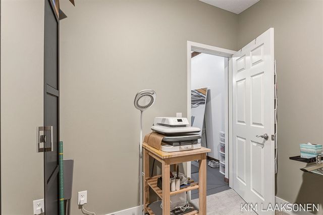 349 Parkside Lane, Douglas, MI 49406