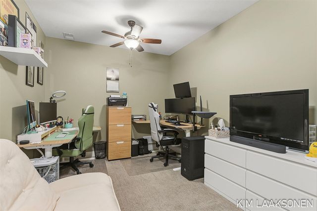 349 Parkside Lane, Douglas, MI 49406
