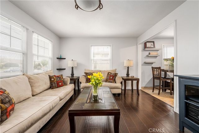 1822 Pomona, Costa Mesa, CA 92627