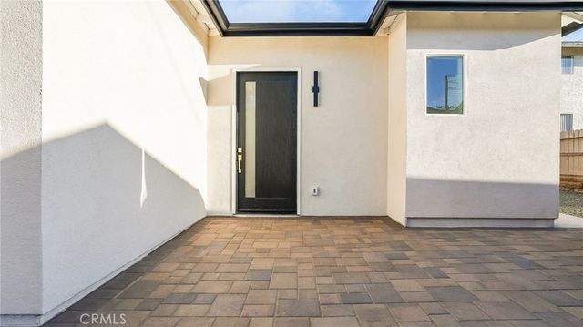 1822 Pomona, Costa Mesa, CA 92627