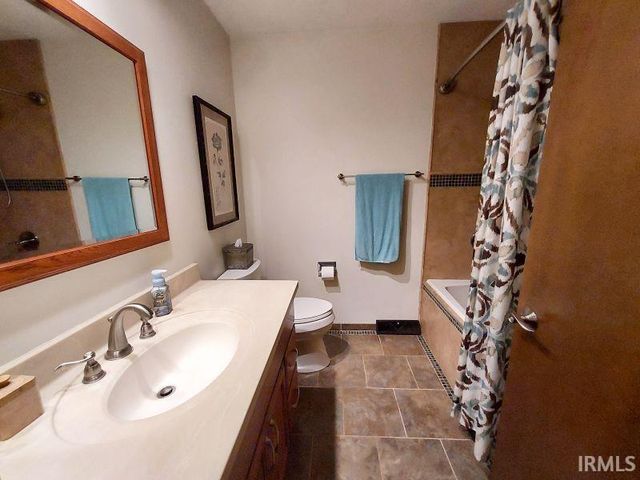 1536 Gregory Lane, Jasper, IN 47546