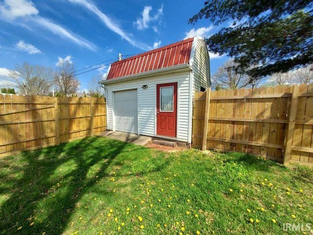 1536 Gregory Lane, Jasper, IN 47546