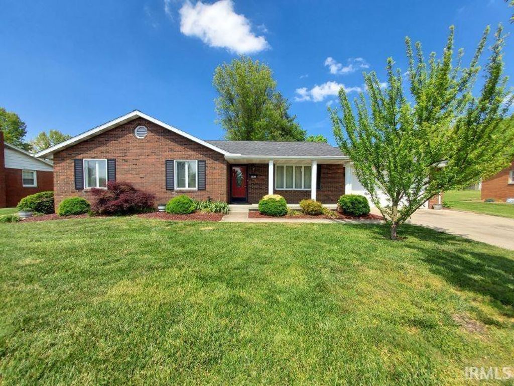 1536 Gregory Lane, Jasper, IN 47546