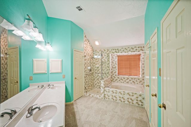 16215 Wemyss Bay Road, Houston, TX 77095