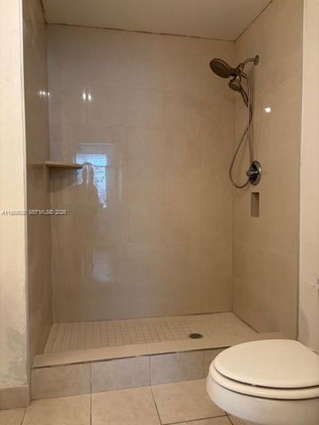 8000 N Nob Hill Rd 206, Tamarac, FL 33321