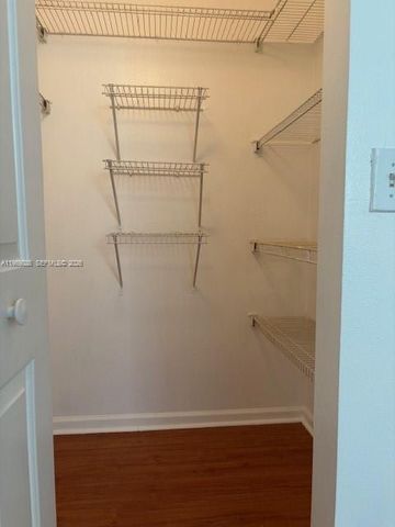 8000 N Nob Hill Rd 206, Tamarac, FL 33321