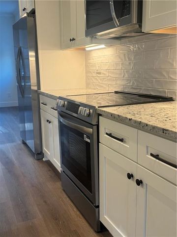 114 McWhirter Place B, Holly Springs, GA 30115