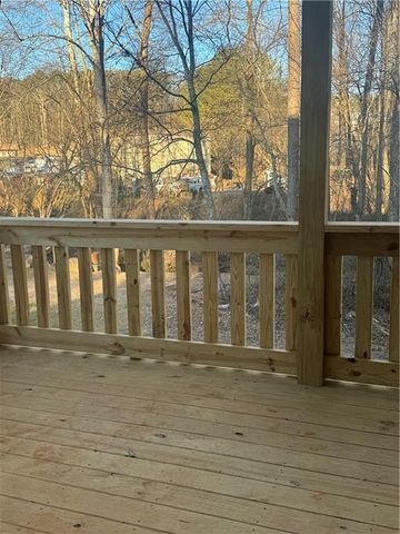 114 McWhirter Place B, Holly Springs, GA 30115