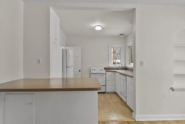 37 S Hillside Terrace, Madison, WI 53705