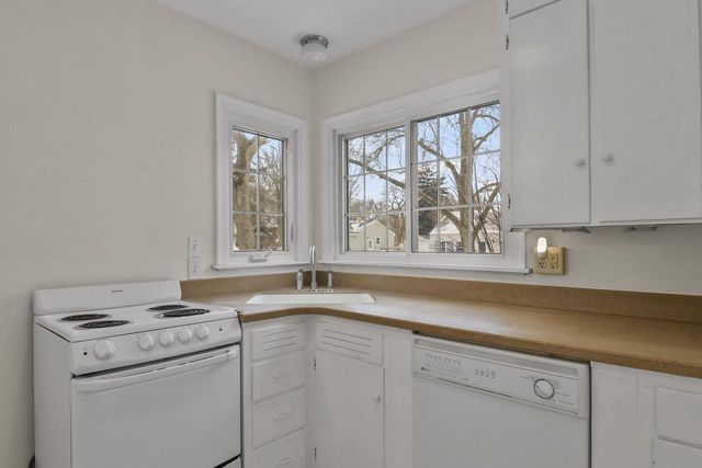 37 S Hillside Terrace, Madison, WI 53705