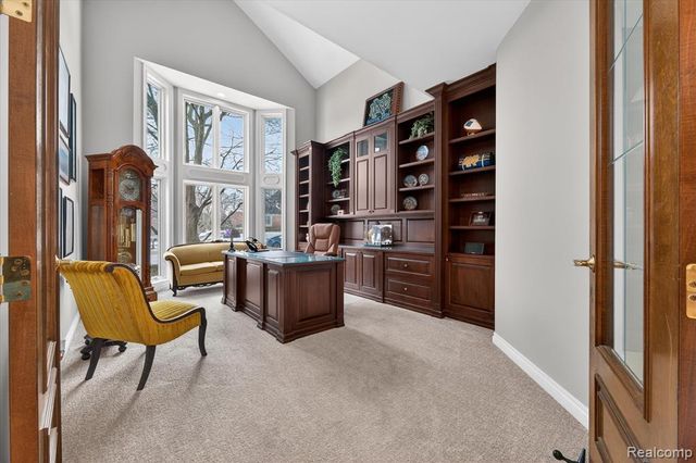 4806 Goodison Place Drive, Rochester, MI 48306