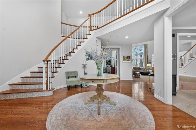 4806 Goodison Place Drive, Rochester, MI 48306