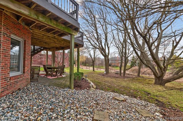 4806 Goodison Place Drive, Rochester, MI 48306