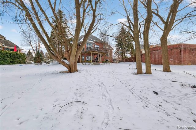 4806 Goodison Place Drive, Rochester, MI 48306