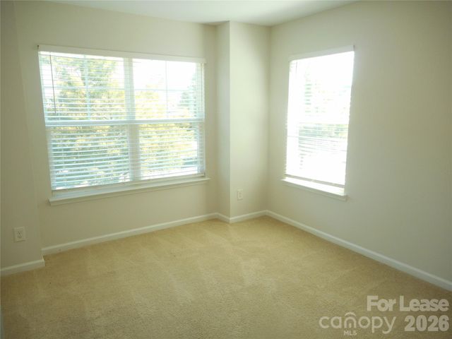 5522 Harris Cove Drive, Charlotte, NC 28269