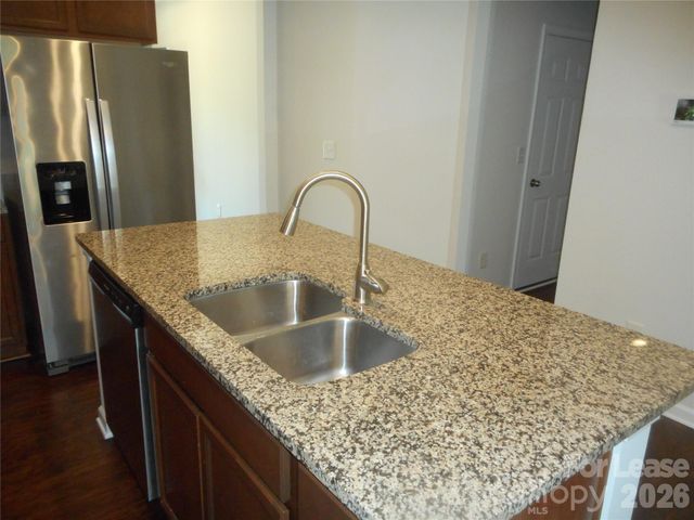 5522 Harris Cove Drive, Charlotte, NC 28269