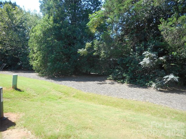 5522 Harris Cove Drive, Charlotte, NC 28269