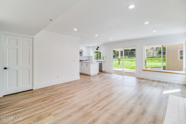 6823 Castle Peak Drive, West Hills, CA 91307