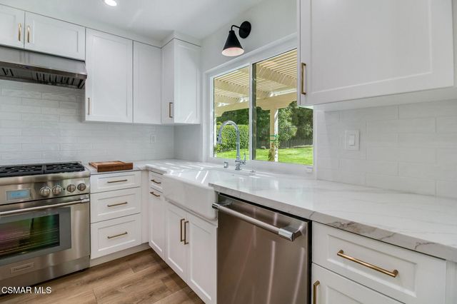 6823 Castle Peak Drive, West Hills, CA 91307