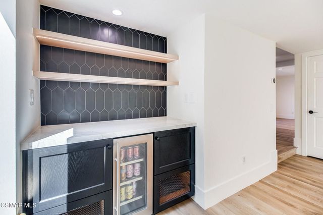 6823 Castle Peak Drive, West Hills, CA 91307