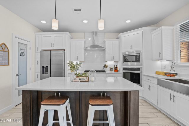 412 FRODSHAM Street, El Paso, TX 79928