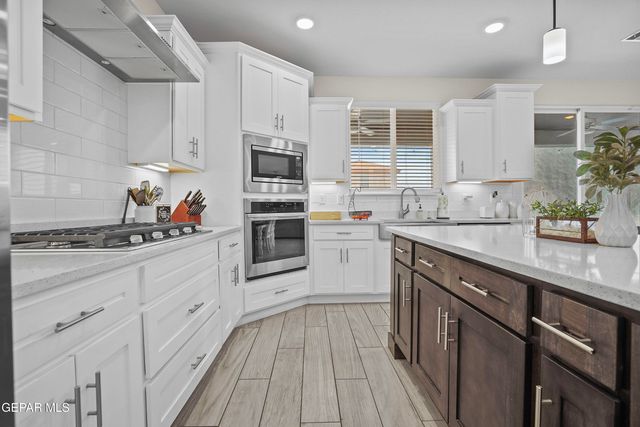 412 FRODSHAM Street, El Paso, TX 79928