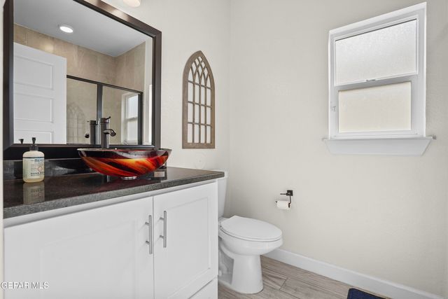 412 FRODSHAM Street, El Paso, TX 79928